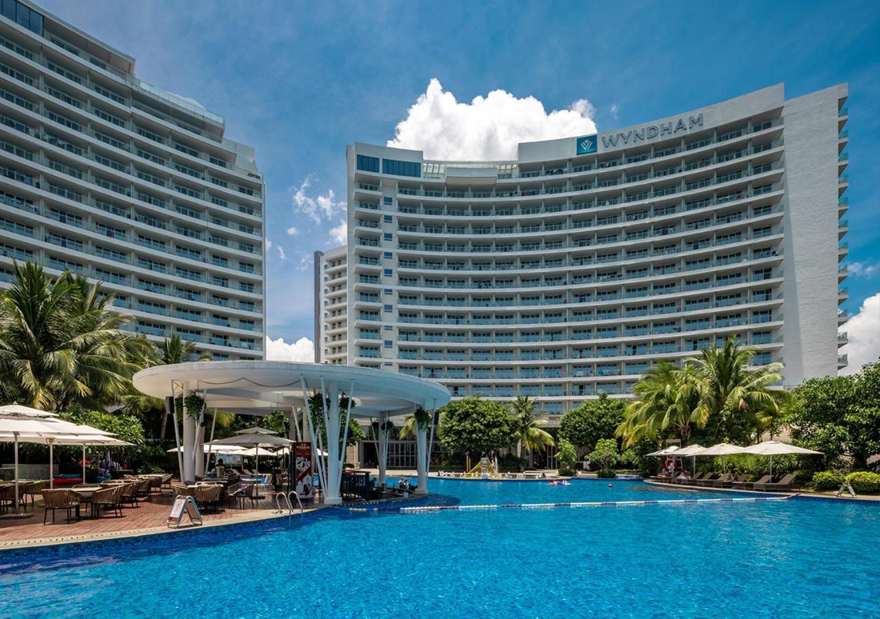 Wyndham Sanya Bay Hotel Exterior foto