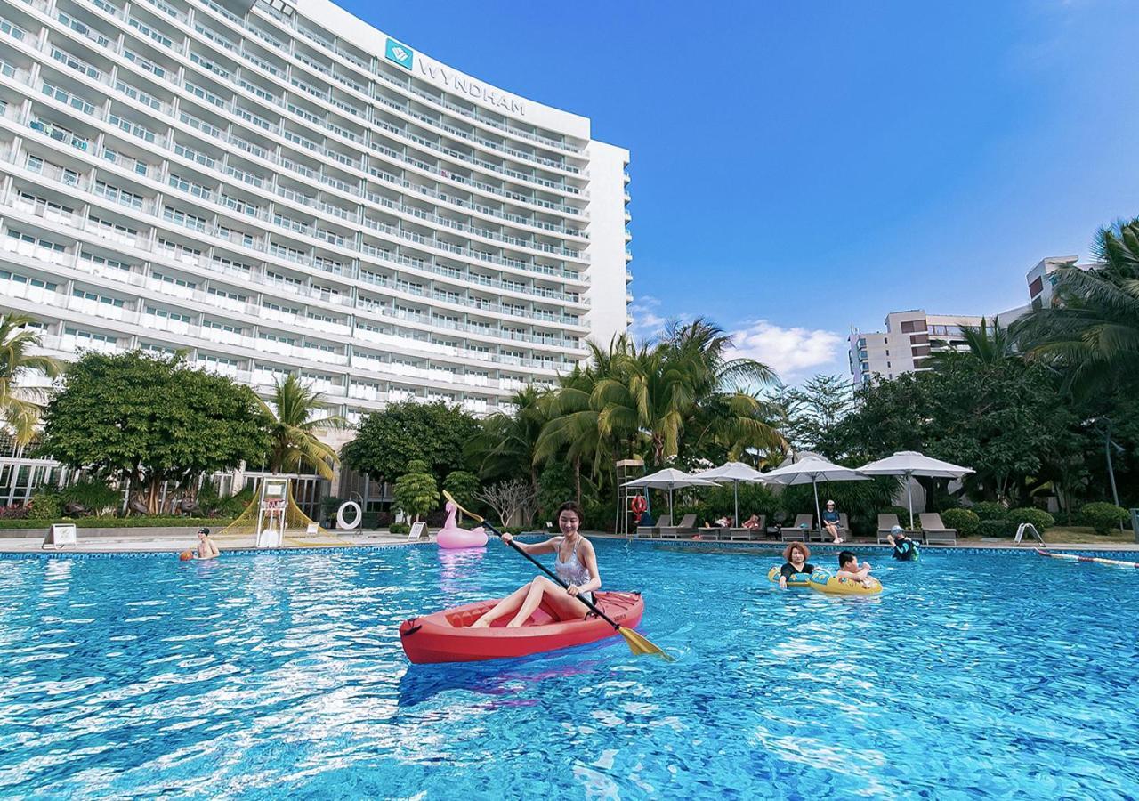 Wyndham Sanya Bay Hotel Exterior foto