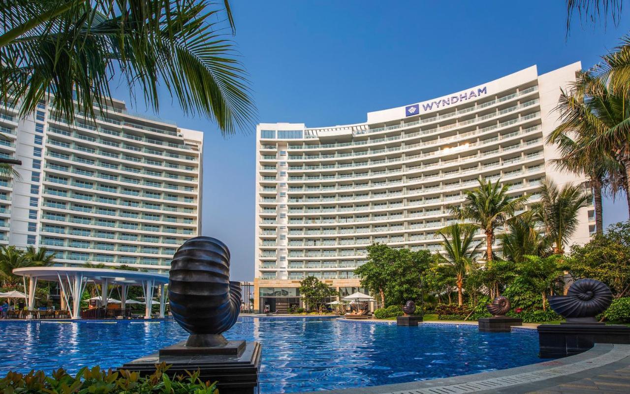 Wyndham Sanya Bay Hotel Exterior foto