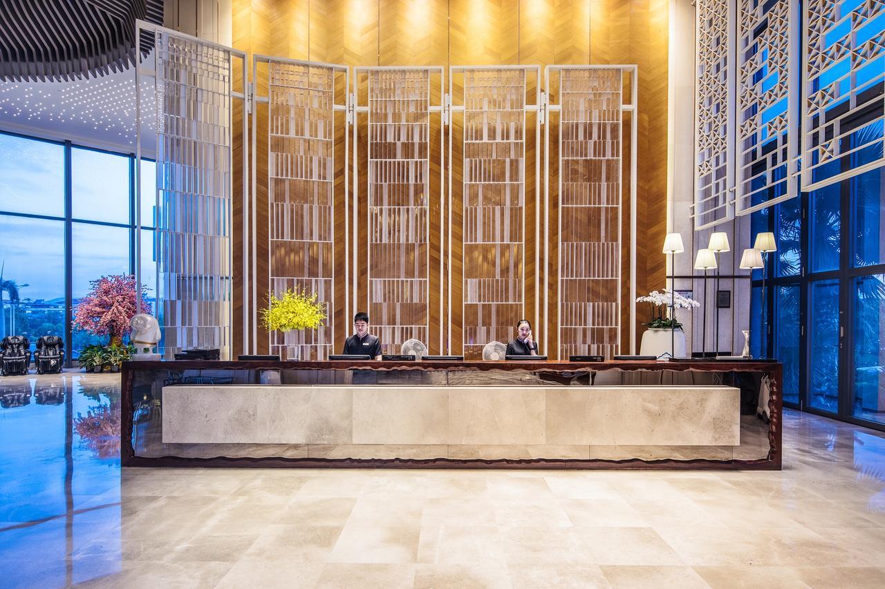 Wyndham Sanya Bay Hotel Exterior foto
